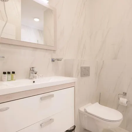 Pozzo Sea View Apartament